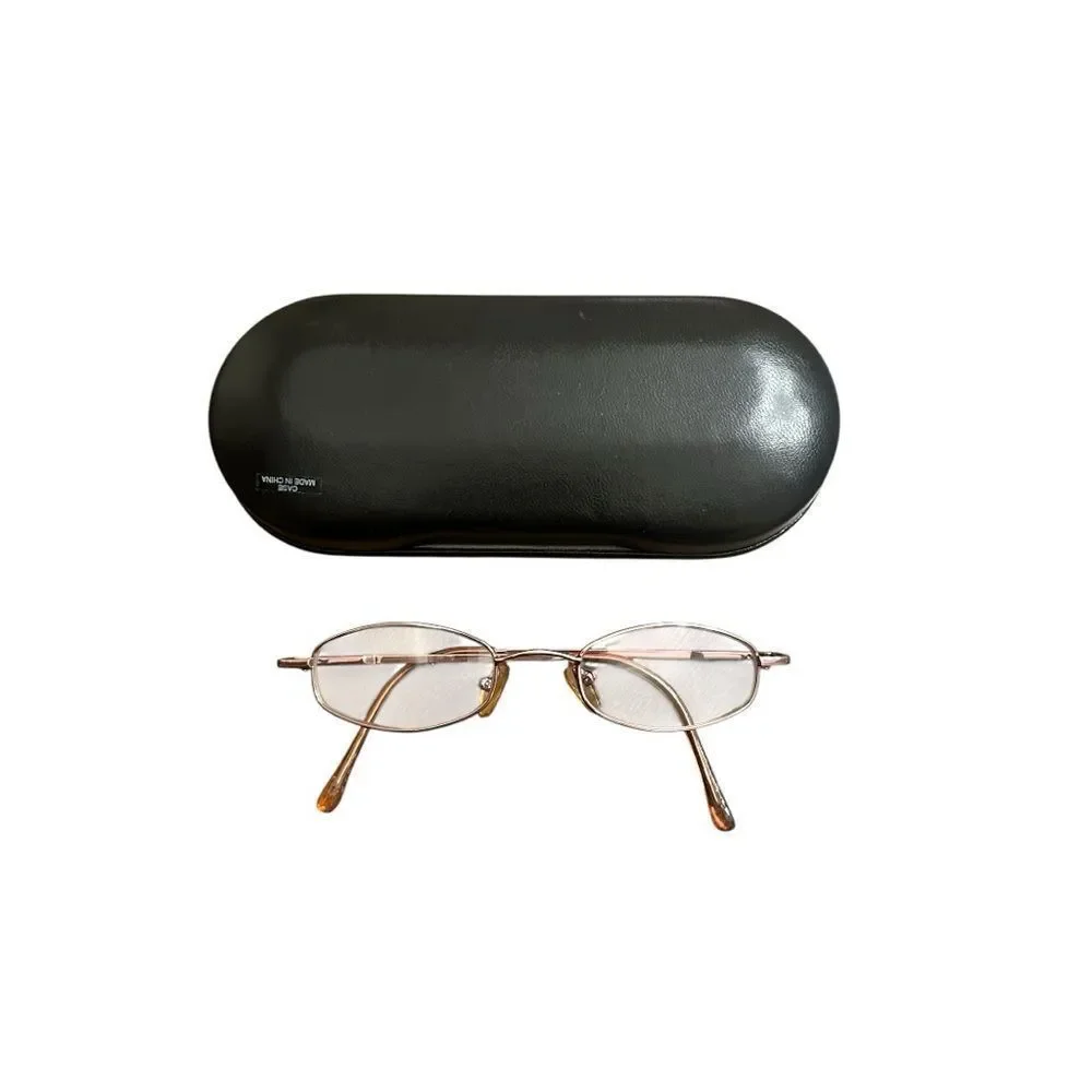 Guess By Marciano eye glass case with glasses